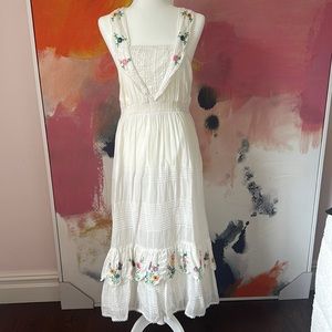 Loveshackfancy- Floral embroidery dress